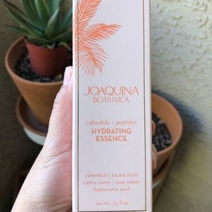 JOAQUINA Botanica - Hydrating Essence, calendula and peptides